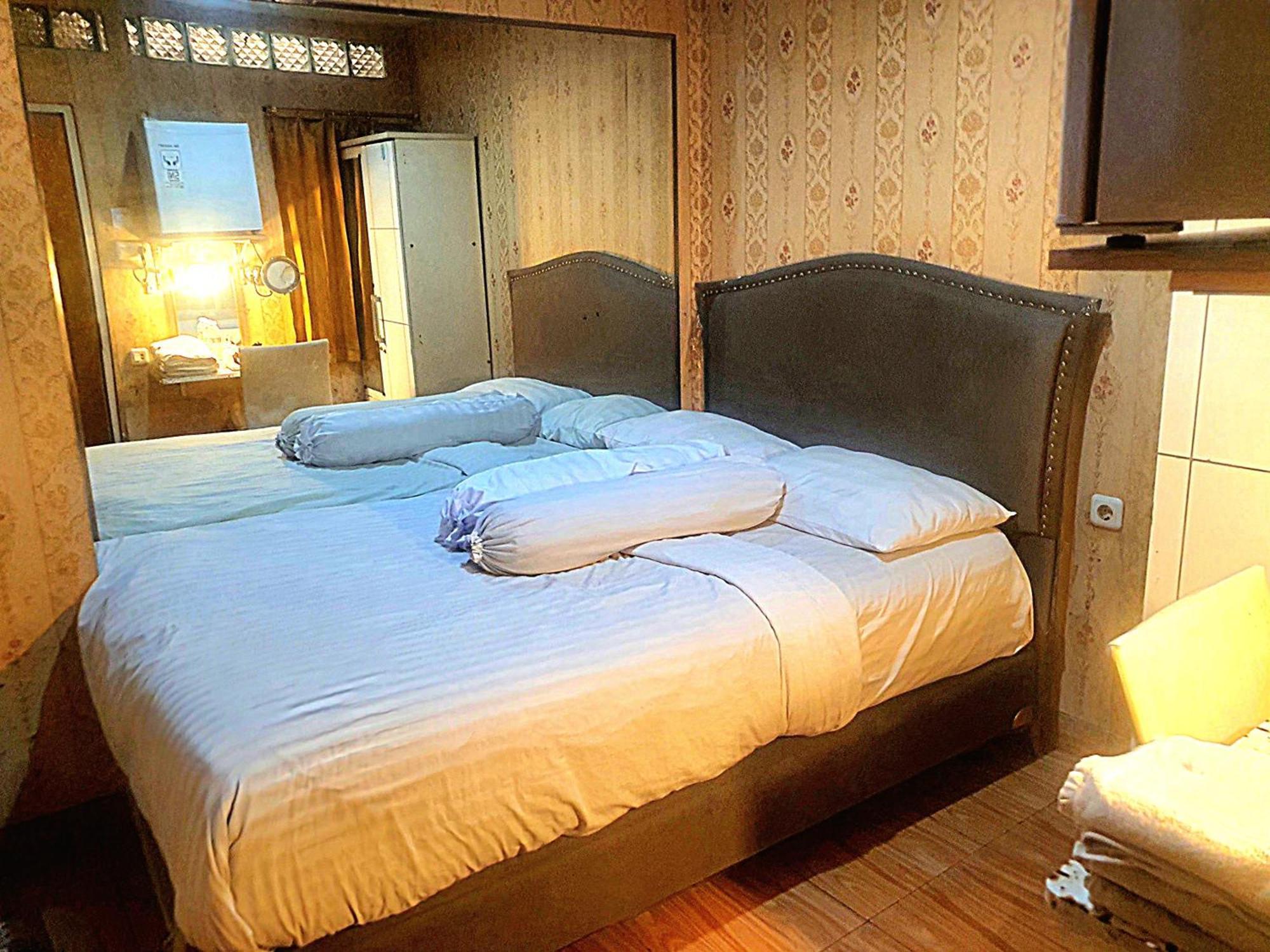 Hotel Maxi Mangga Dua Ancol 2*
