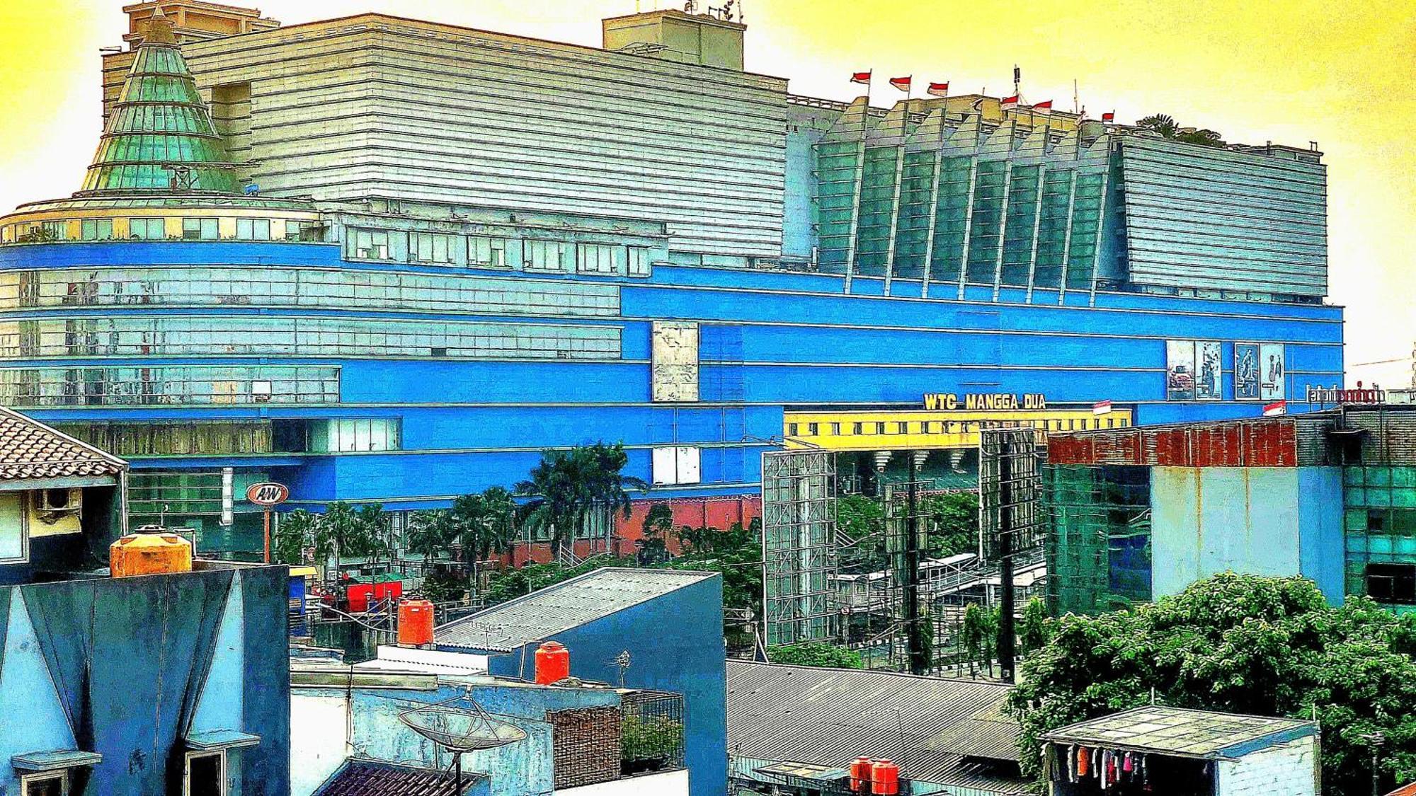 Hotel Maxi Mangga Dua Ancol 2*